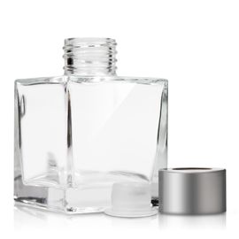 Cina Botol Kaca Diffuser Custom Made / Botol Parfum Kristal Jernih Persegi pemasok